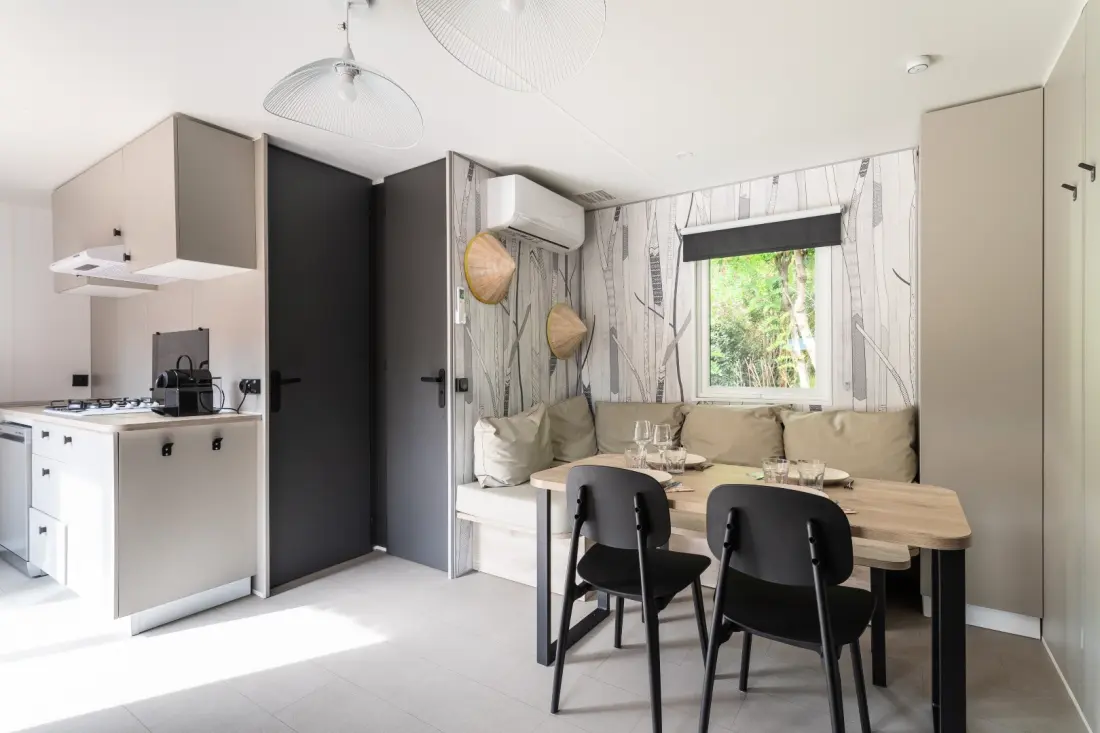 Camping maeva Escapades du Château de l'Hom 4 étoiles★★★★