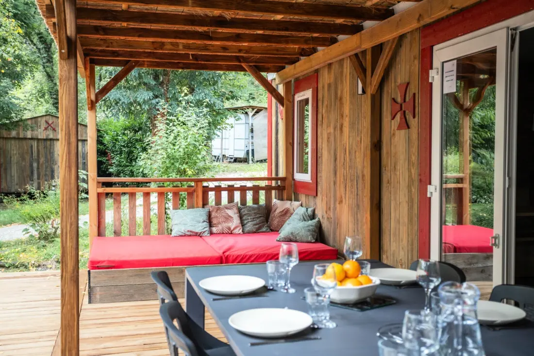 Camping maeva Escapades du Château de l'Hom 4 étoiles★★★★