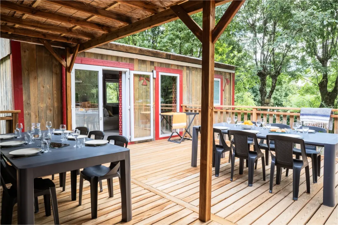 Camping maeva Escapades du Château de l'Hom 4 étoiles★★★★