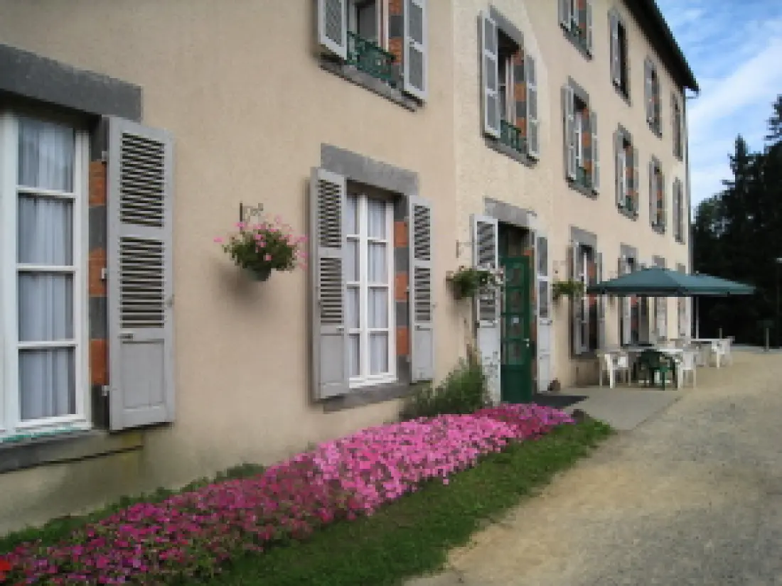 Gîte à Chateauneuf-les-bains  5