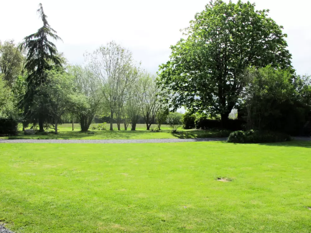 Maison de Vacances Savigny