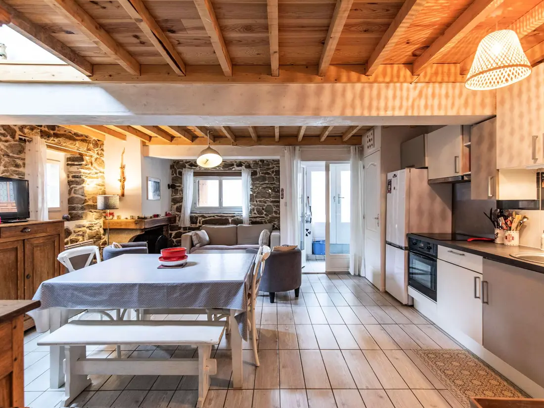 Maison de Vacances Sazos 6