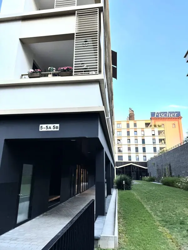 Studio Avec Terrasse Au 6ème étage – Schiltigheim