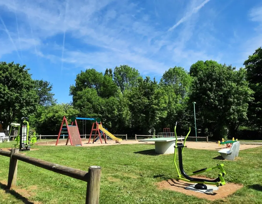 Camping Le Moulin des Effres4 étoiles★★★★