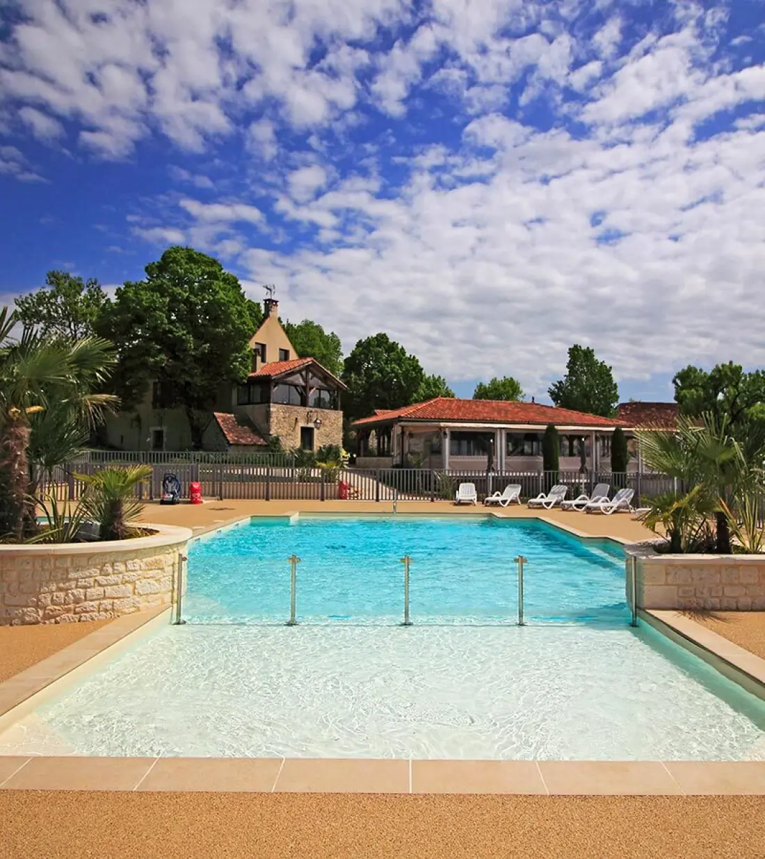 Camping Romanée Domaine de la Faurie4 étoiles★★★★