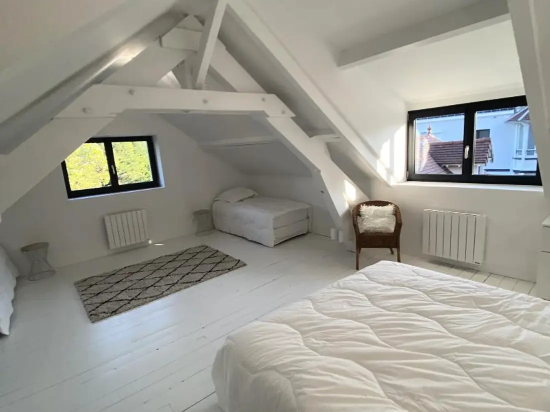 Maison de Vacances SENLISSE 2