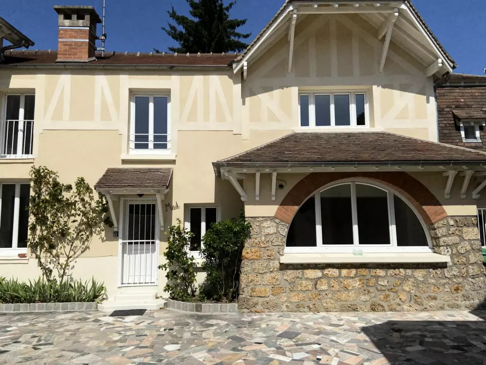 Maison de Vacances SENLISSE 4