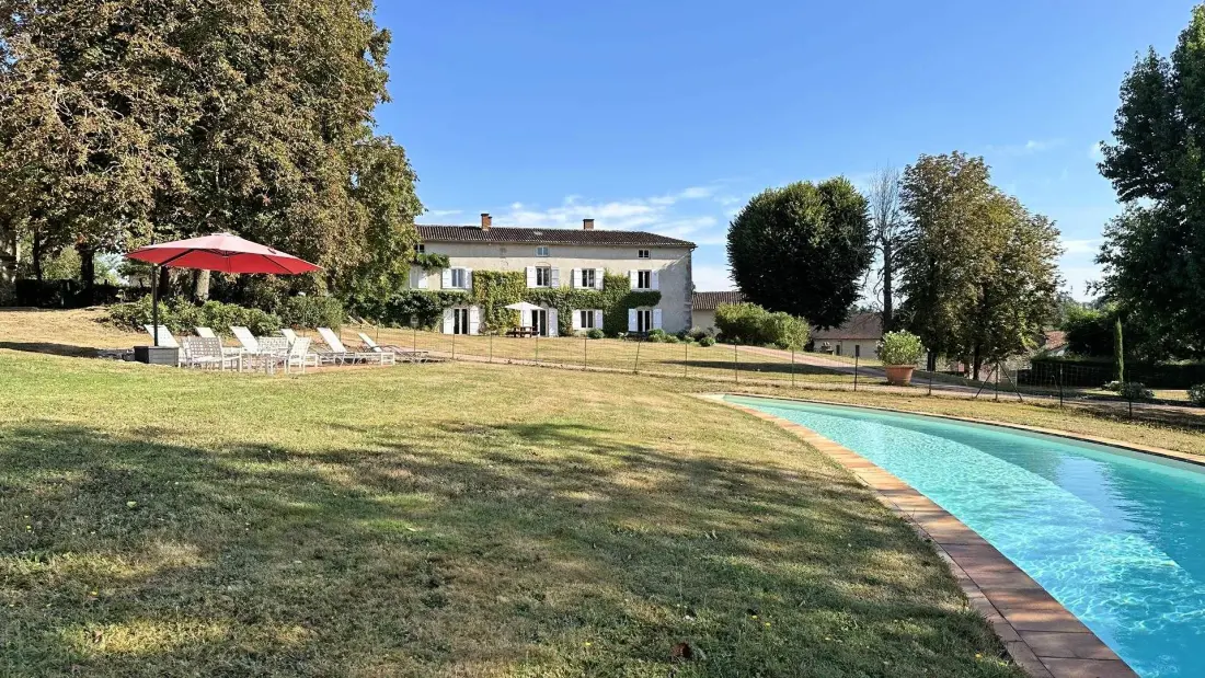 Gîte de France Domaine de gensignac 4 épis