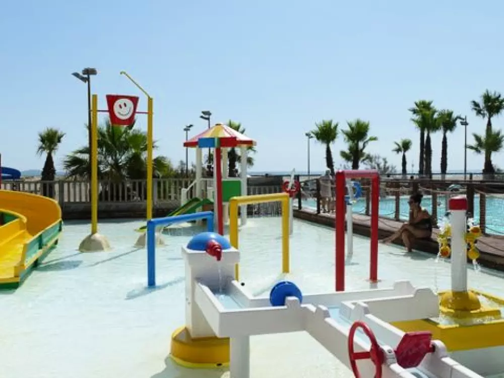 Camping Bleu Marine   4 étoiles★★★★