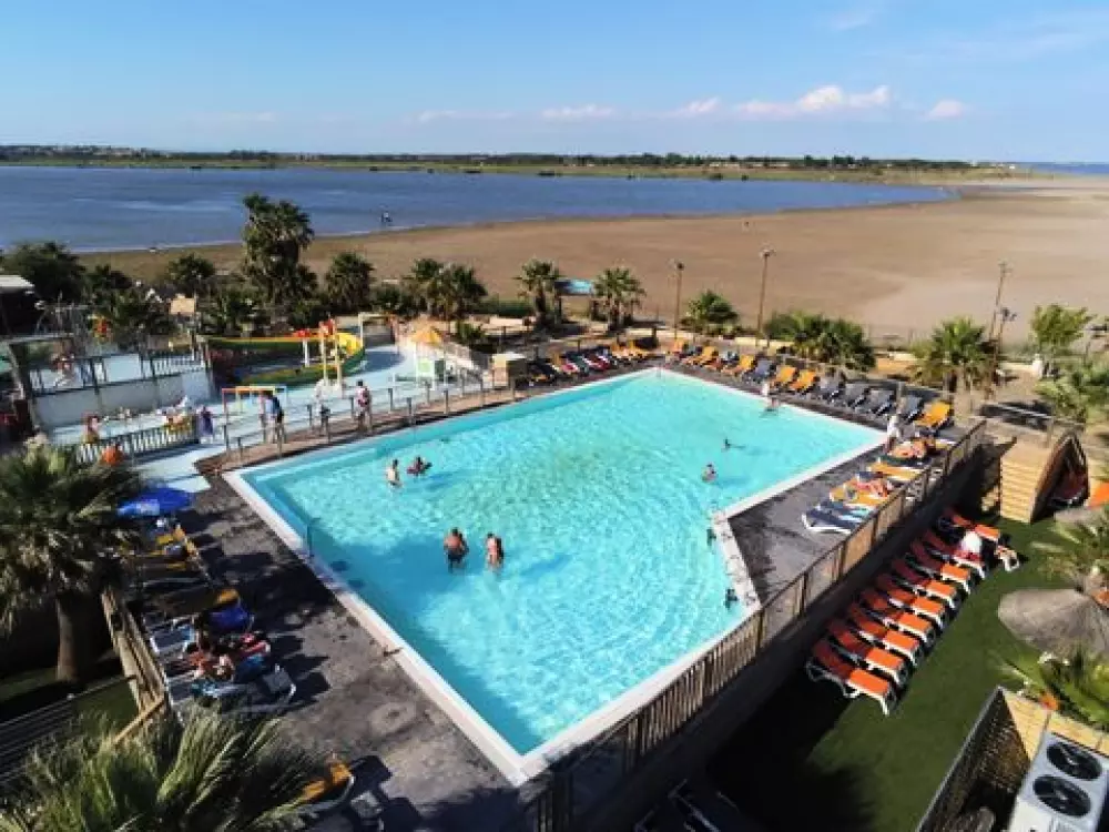 Camping Bleu Marine   4 étoiles★★★★