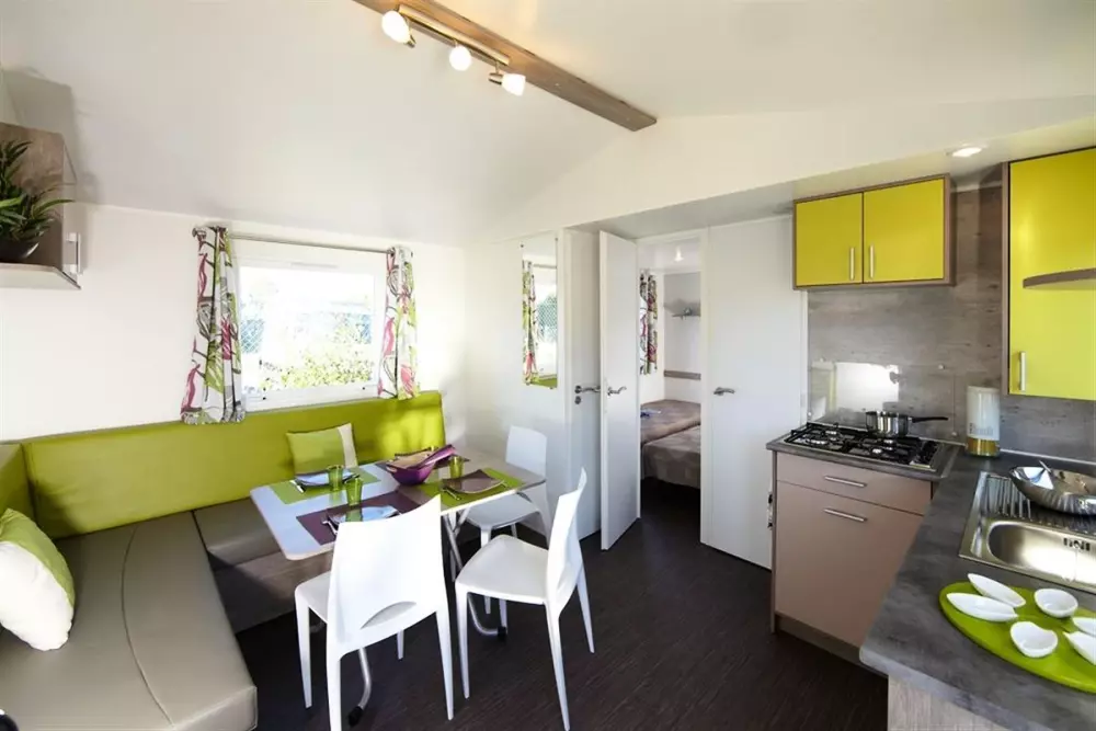 Camping Mas Des Lavandes4 étoiles★★★★