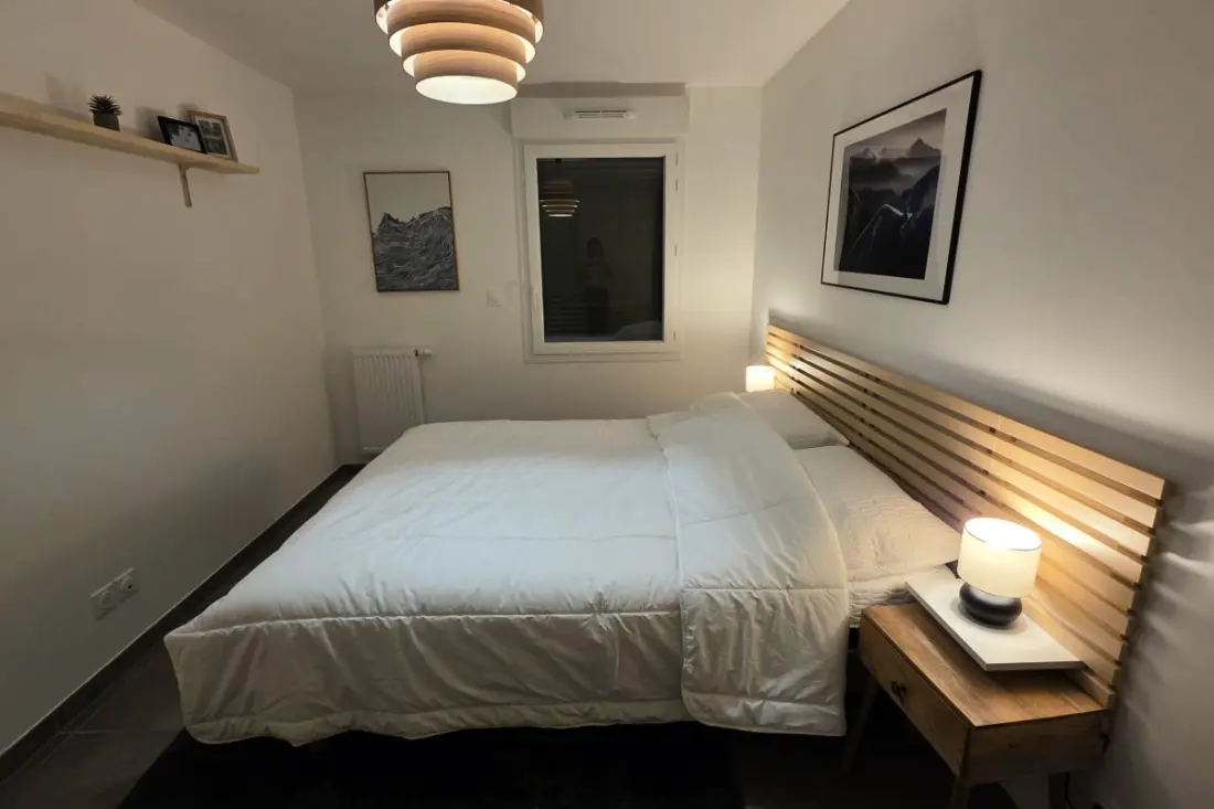 Appart Moderne Avec Balcon Et Garage à Briançon