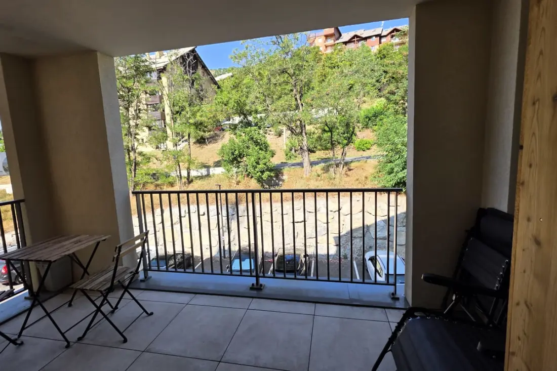 Appart Moderne Avec Balcon Et Garage à Briançon