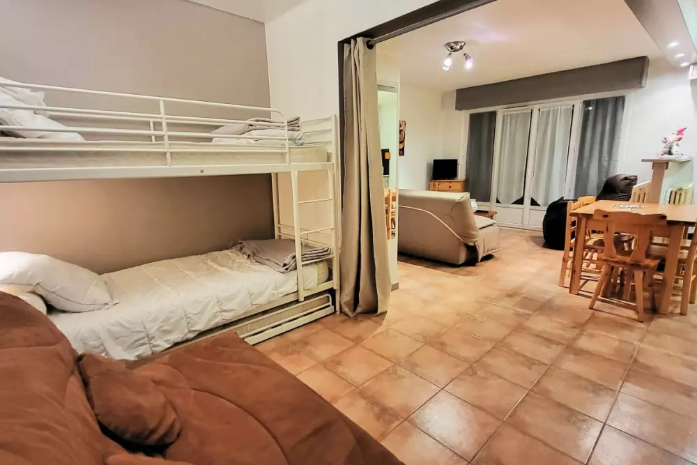 Au Pied Des Pistes : Apt Spacieux Pour 6 Personnes