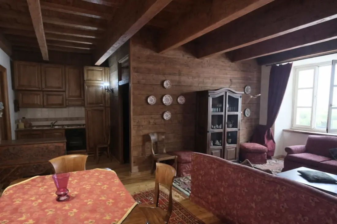 Appartement Avec Cheminée Proche De La Cité Vauban