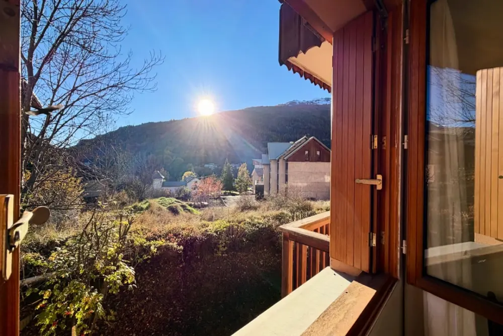Chalet Charmant Et Lumineux à Briançon