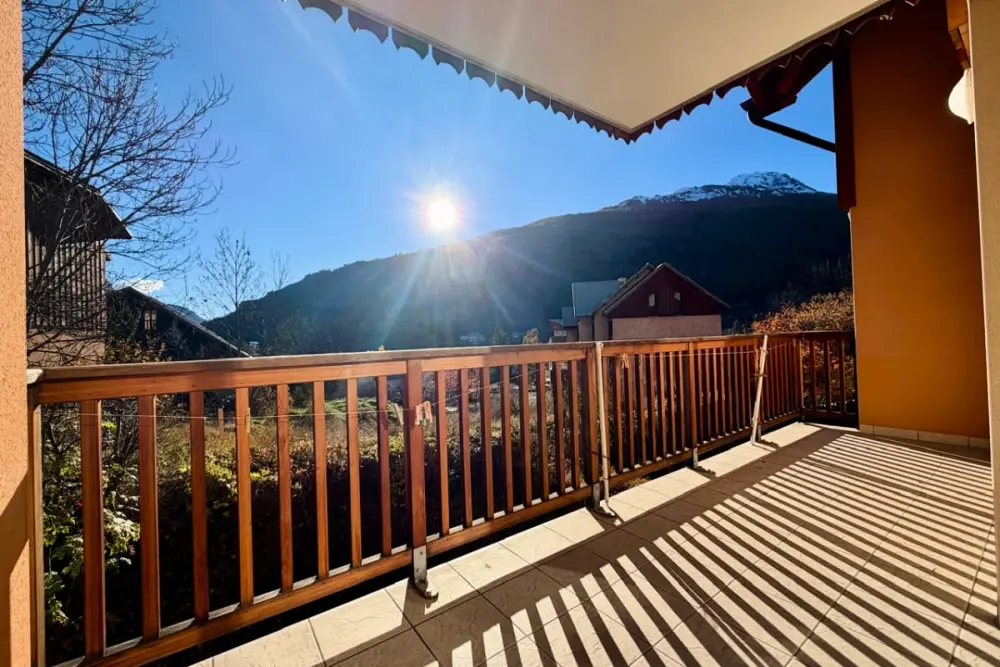 Chalet Charmant Et Lumineux à Briançon