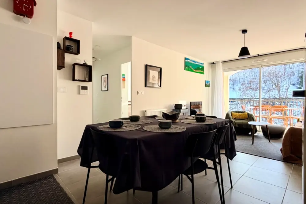 Appartement Neuf Avec Vue Sur Les Montagnes