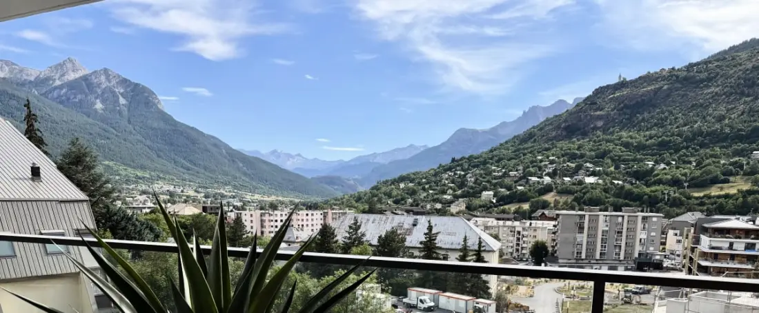 Appartement Neuf Et Calme Proche Du Centre-ville