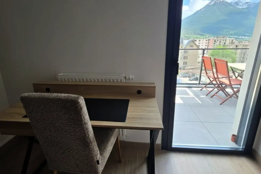 Appartement Neuf Lumineux Avec Terrasse Plein Sud