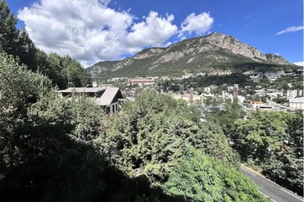 Appartement Spacieux à Briançon Pour 10 Personnes