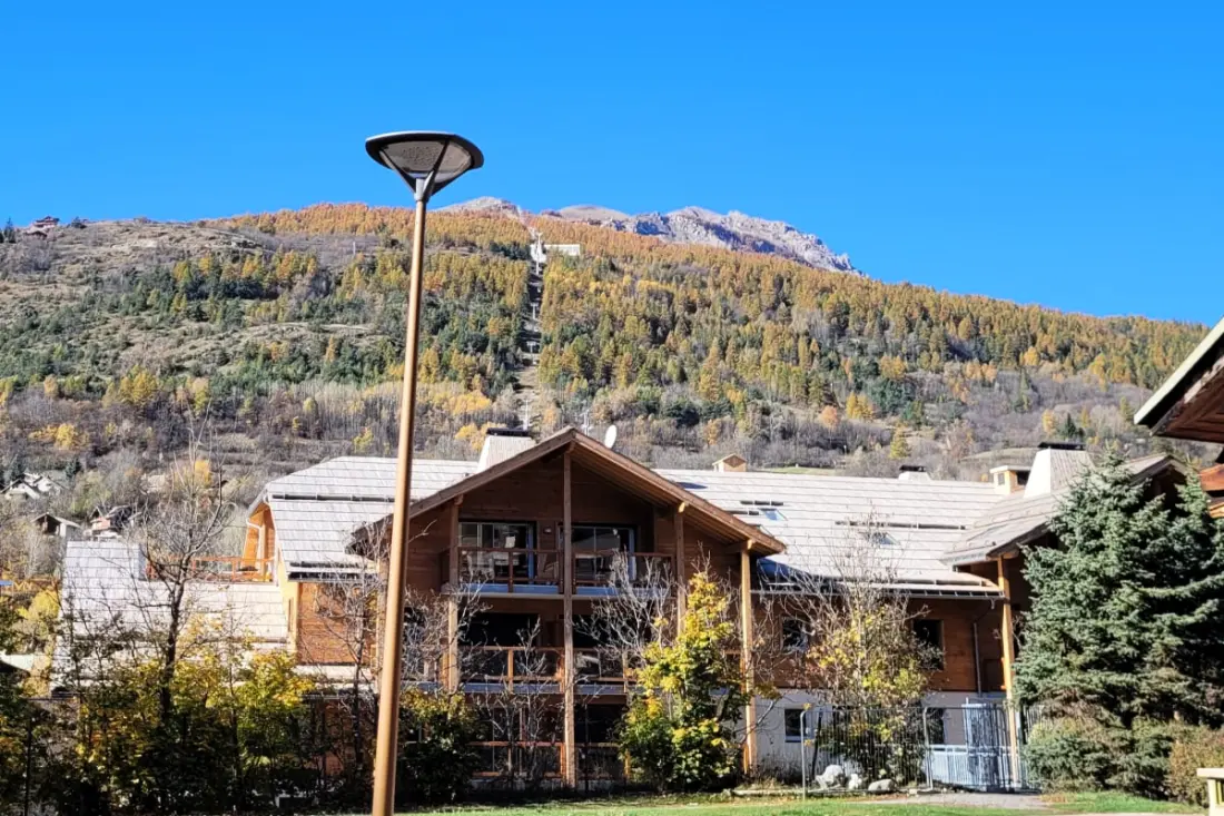 Appt Neuf Au Pied Des Pistes Avec Parking Privé