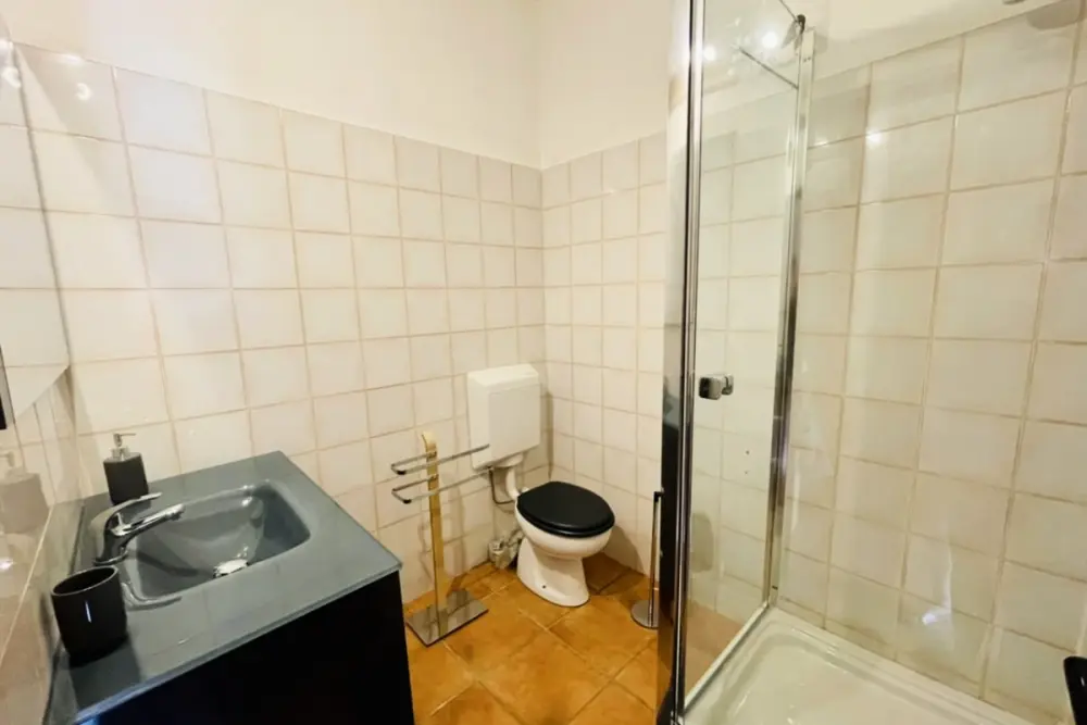 Gîte Studio Avec Terrasse Proche De La Ville !