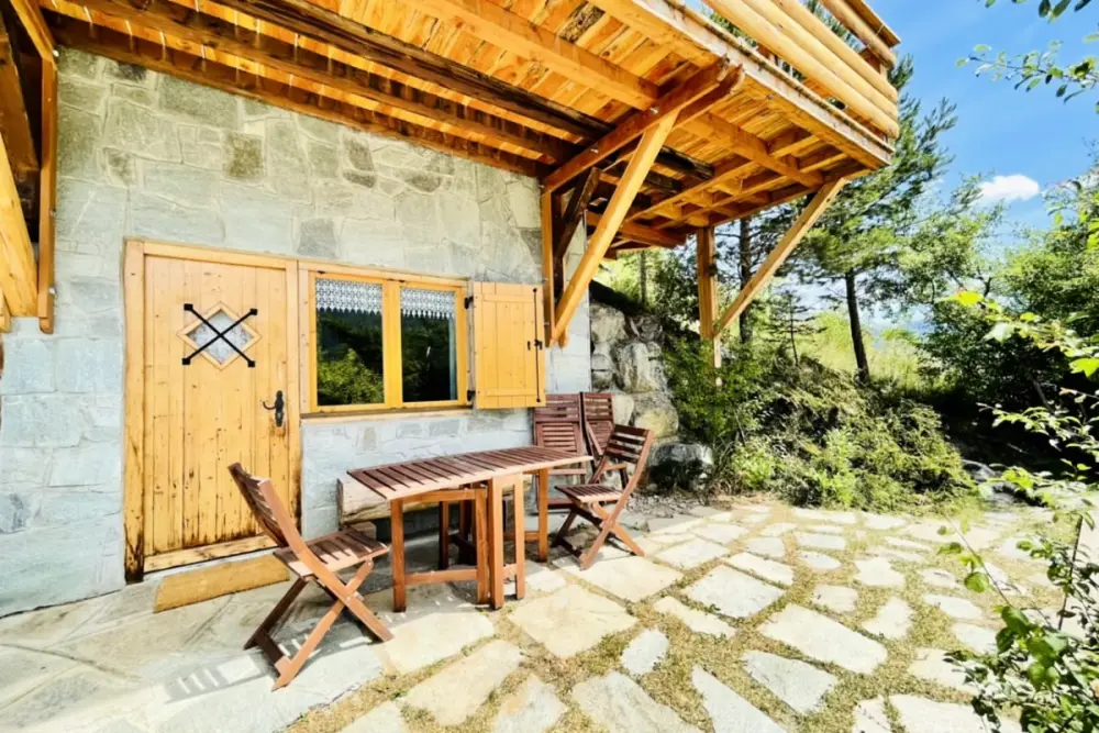 Gîte Studio Avec Terrasse Proche De La Ville !