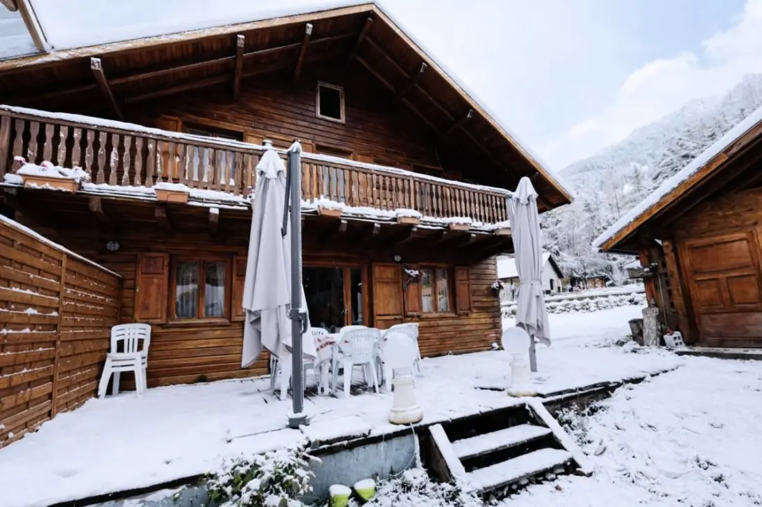 Beau Chalet Proche Du Centre De Briançon