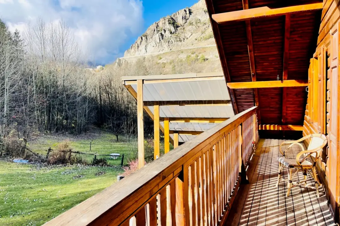 Beau Chalet Proche Du Centre De Briançon