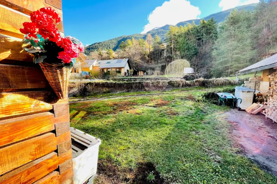 Beau Chalet Proche Du Centre De Briançon