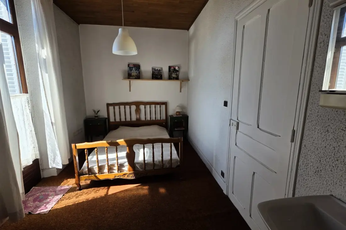 Spacieux 90 M² à Briançon Avec Balcon &amp; Parking