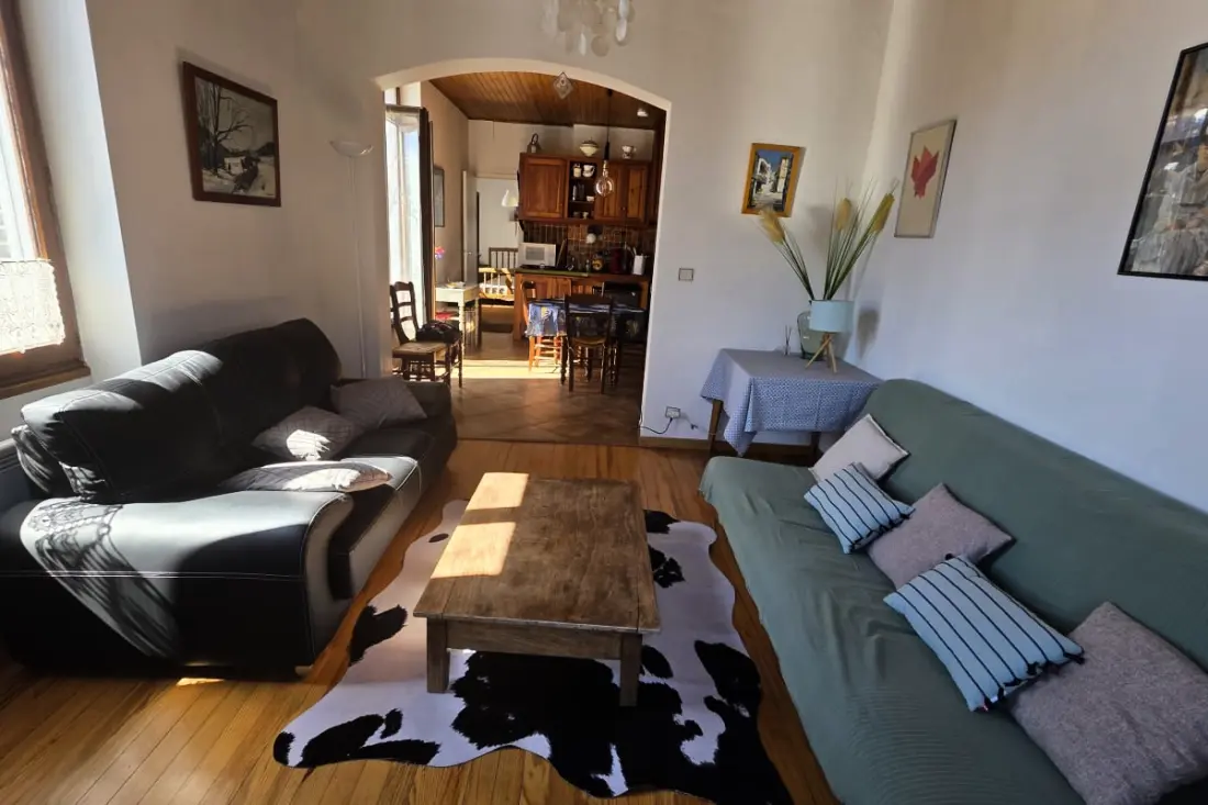 Spacieux 90 M² à Briançon Avec Balcon &amp; Parking
