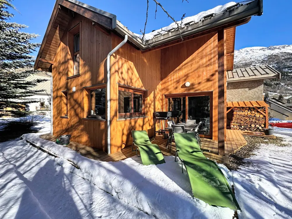 Chalet Tennis35