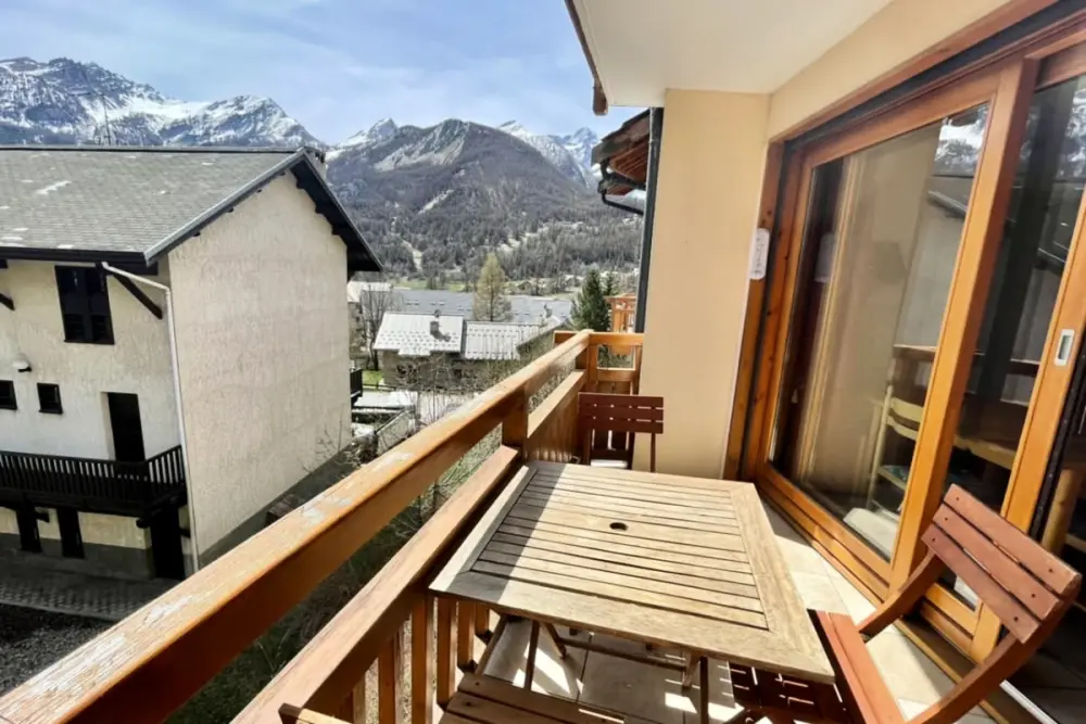 Balcon & Calme Face Aux Cimes