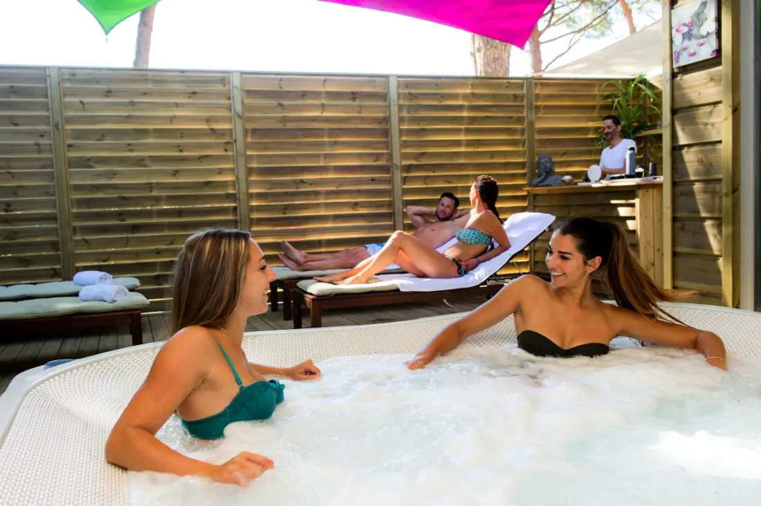Camping Le Castellas 4 étoiles★★★★