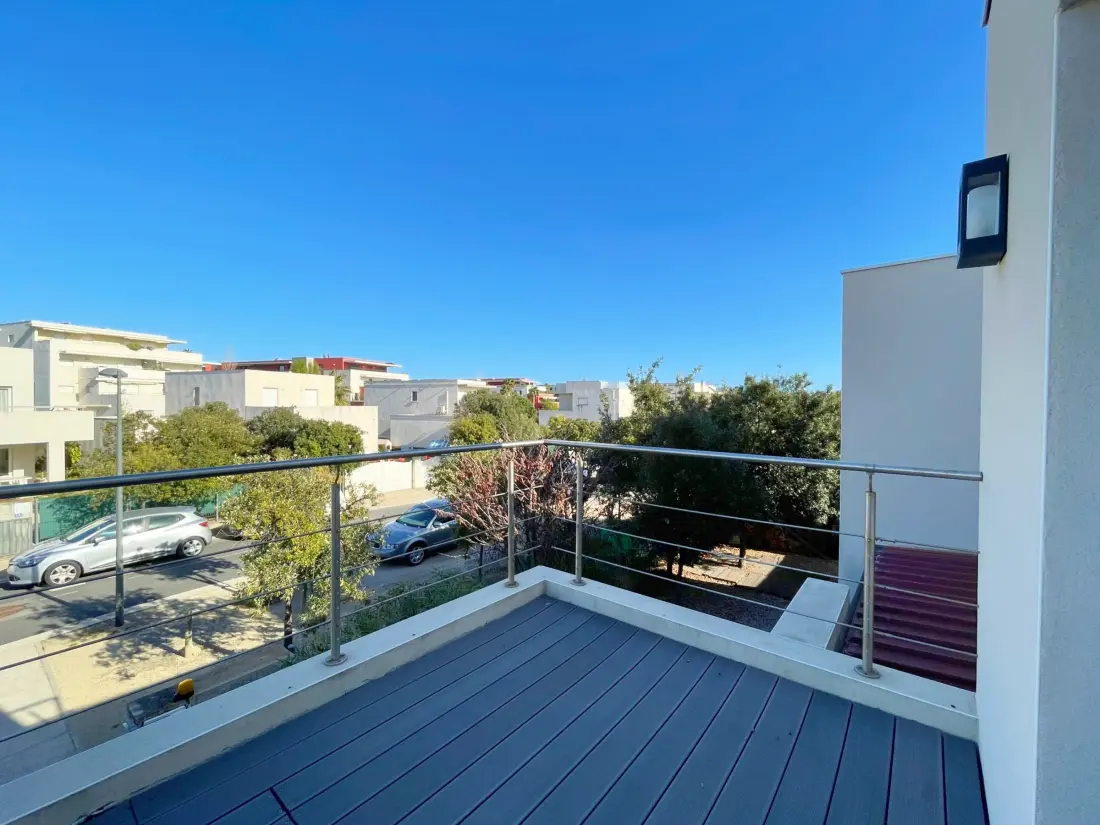 Maison de Vacances Sete 325