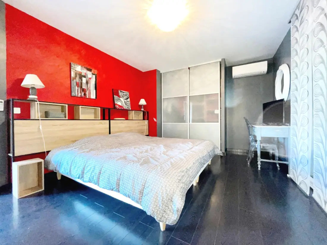 Maison de Vacances Sete 325