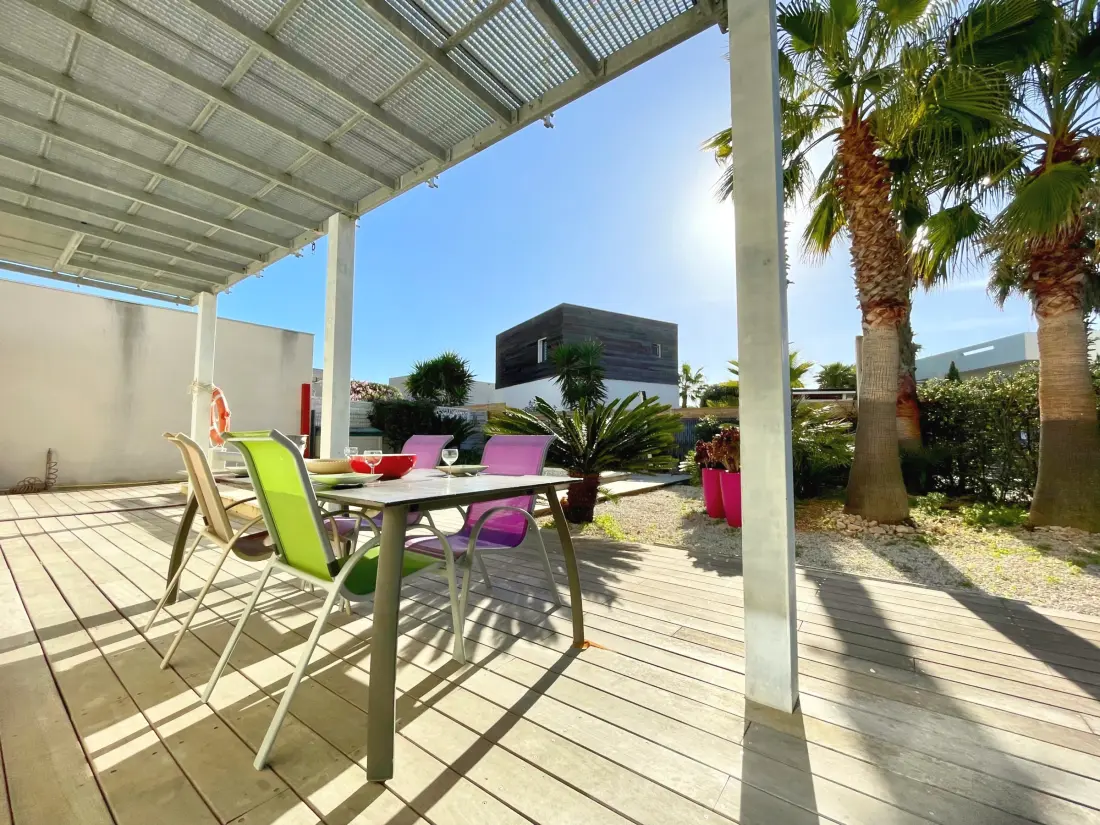 Maison de Vacances Sete 325