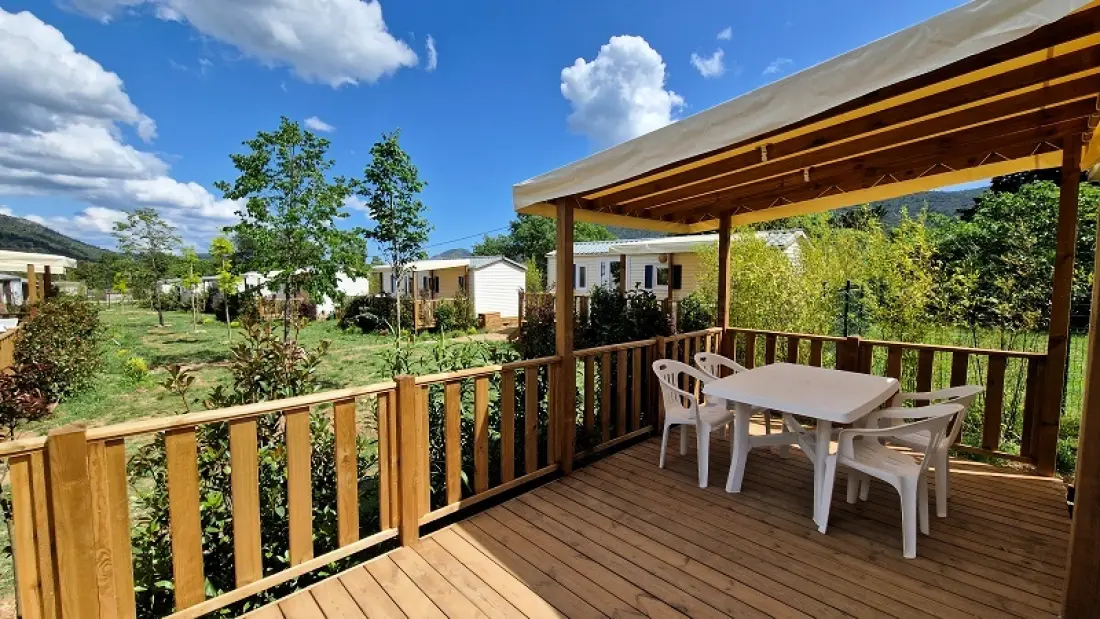 Camping Ushuaïa Villages La Roudelière 3 étoiles★★★