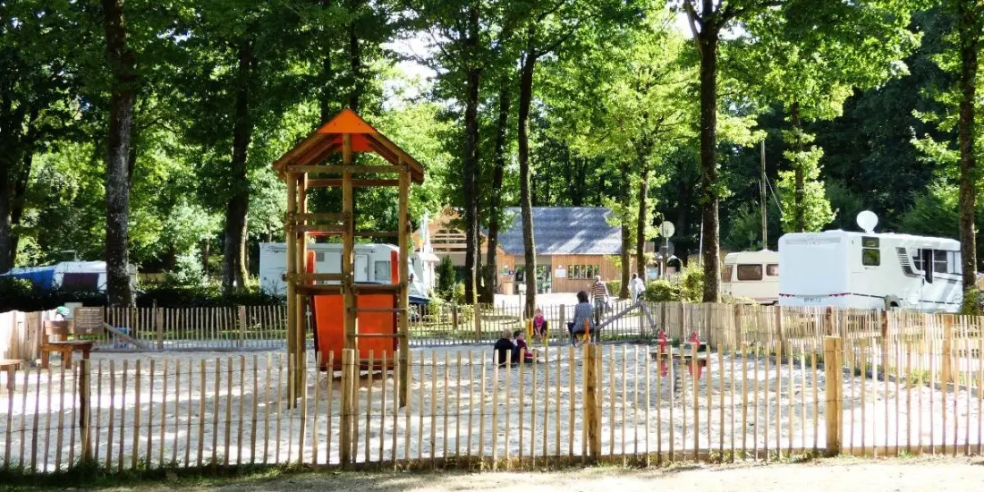 Camping Seasonova La Forêt 3 étoiles★★★