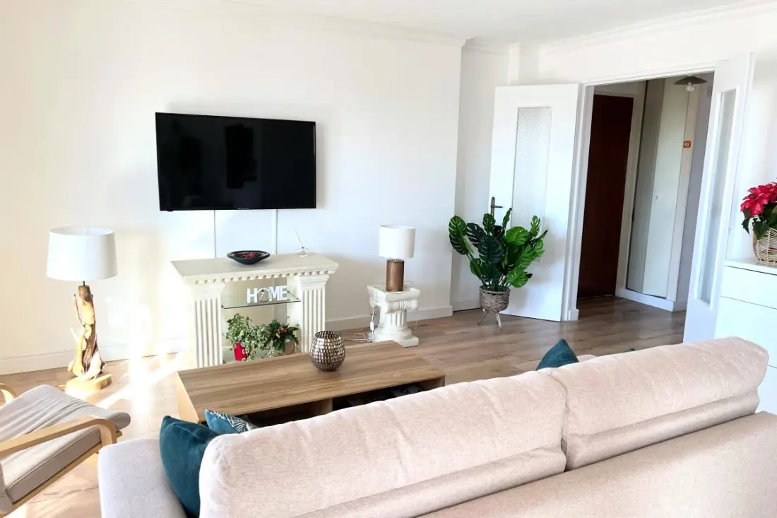 Appartement T3 Avec Balcon Proche De La Mer