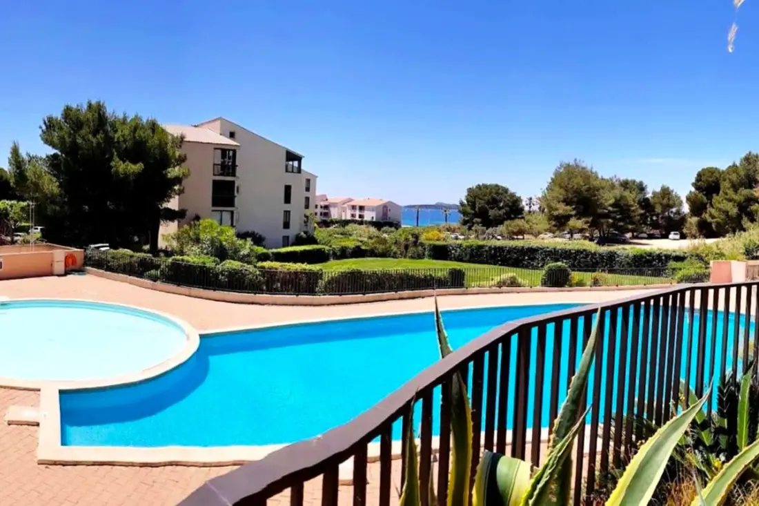 Cocon Vue Mer, Piscine &amp; Parking