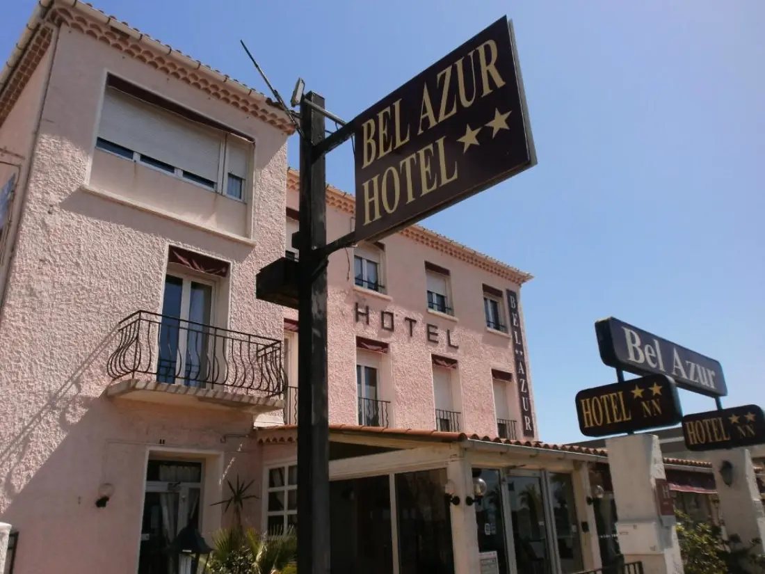 Adonis Six-Fours - Hôtel Le Bel Azur 2 étoiles★★
