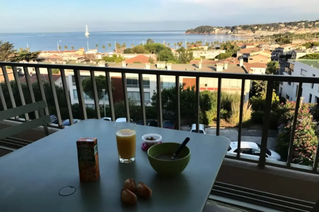 Charmant Studio Avec Balcon Vue Mer 180°