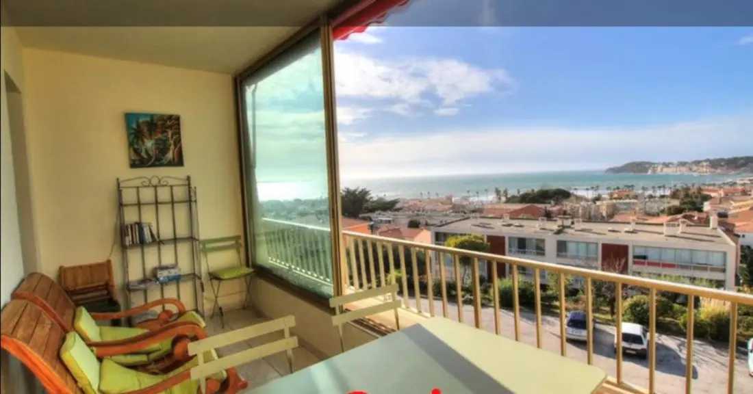 Charmant Studio Avec Balcon Vue Mer 180°