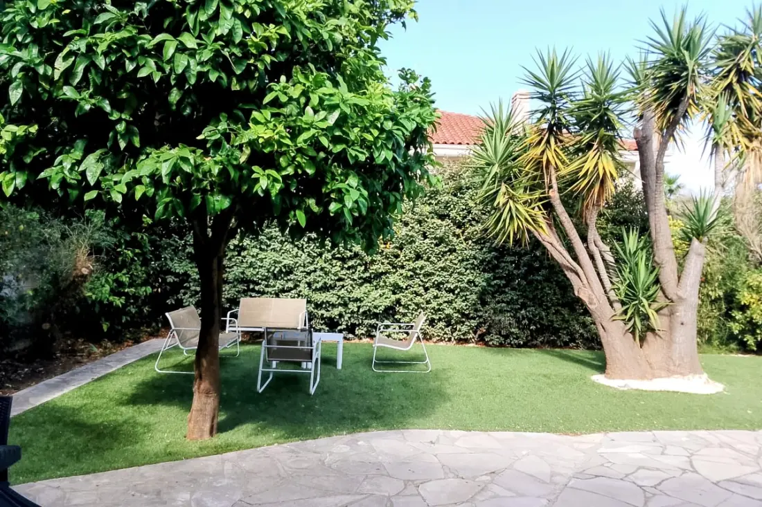 Maison Lumineuse Avec Terrasse Et Jardin