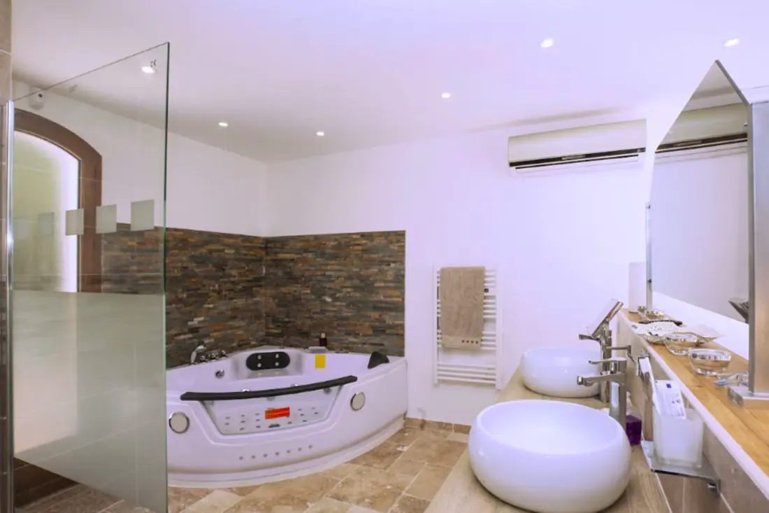 Villa De Luxe Avec Piscine Et Jacuzzi Vue Mer