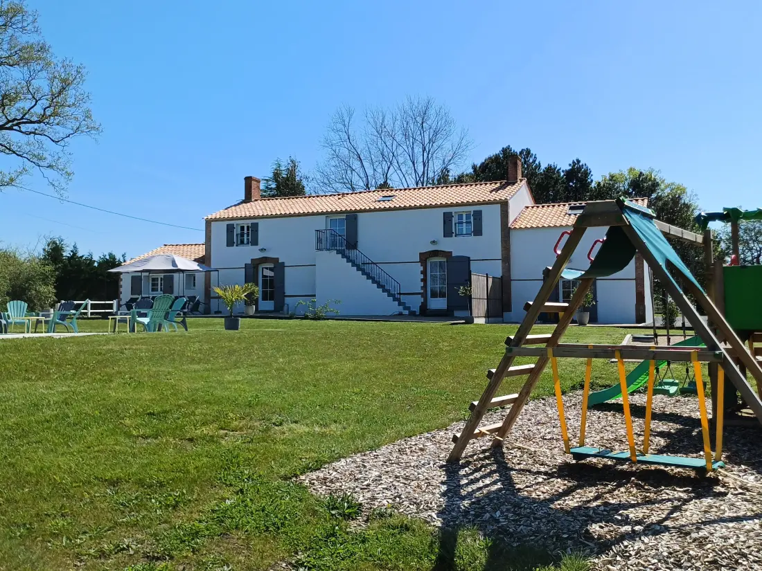 Maison de Vacances SOULLANS 8