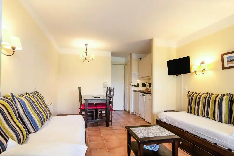 Les appartements du domaine du Golf de Pinsolle - maeva Home